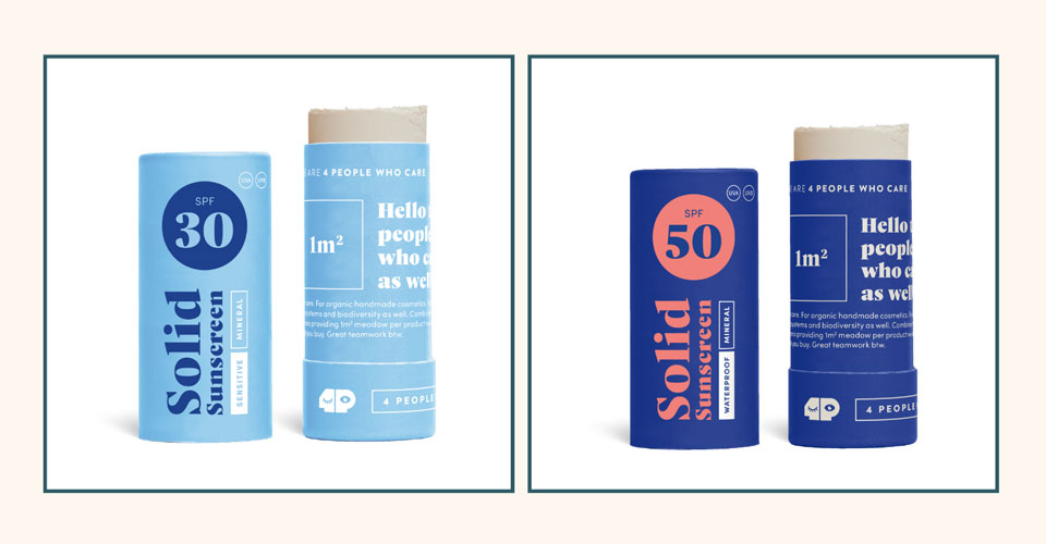 Lippenpflege mit Sonneschutz LSF 30 und LSF 50 in hellblauer und dunkelblauer Verpackung als Werbegeschenk. 
