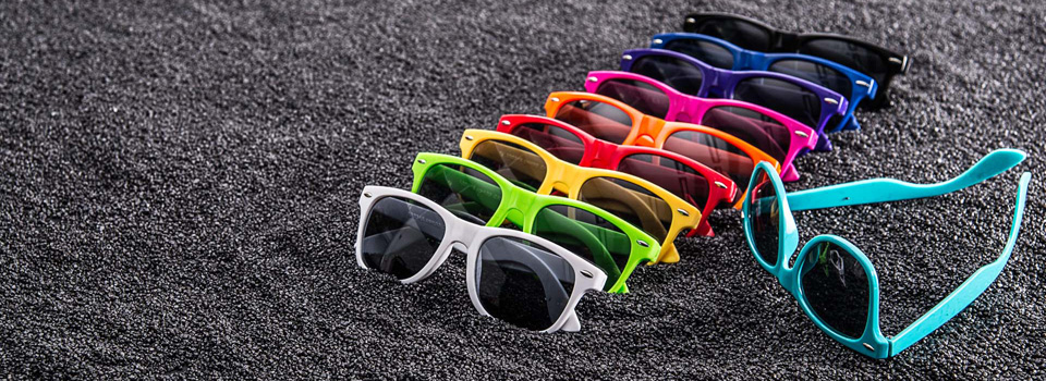 sonnenbrille mit logo